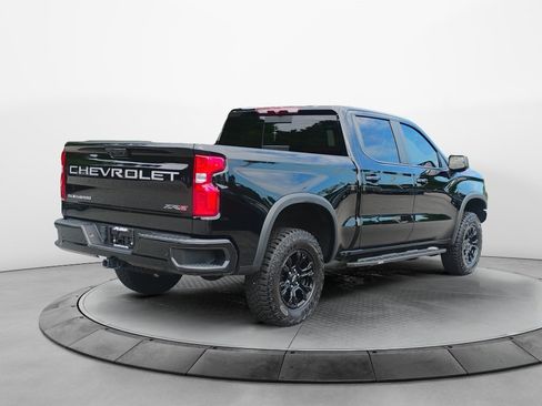 Used 2023 Chevrolet Silverado 1500 ZR2 AWD/4WD image 7