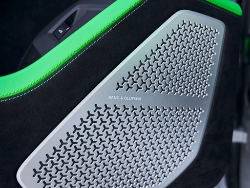 Used 2024 Lamborghini Urus Performante image 44