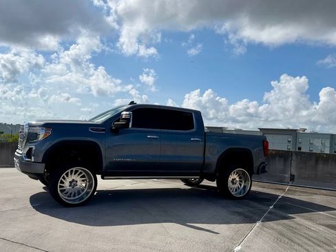 Used 2021 GMC Sierra 1500 Denali w/ Denali Ultimate Package AWD/4WD image 5