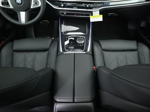 New 2026 BMW X5 sDrive40i w/ M Sport Package image 17