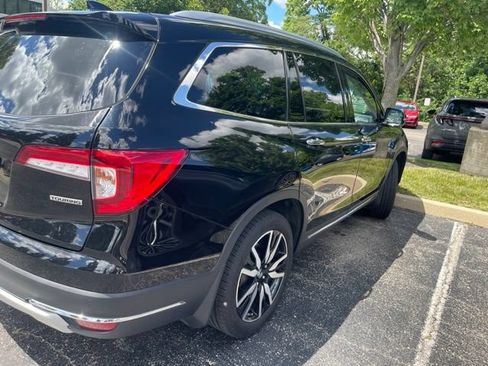Used 2022 Honda Pilot Touring image 3