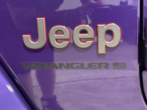 Used 2023 Jeep Wrangler Unlimited Rubicon w/ Safety Group AWD/4WD image 26