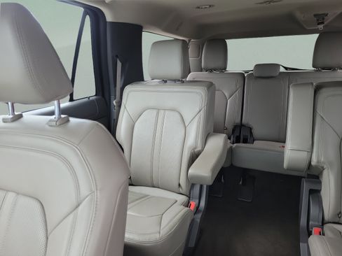 Used 2021 Ford Expedition Max Limited RWD image 8