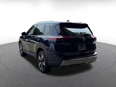Used 2026 Nissan Rogue SL FWD image 11