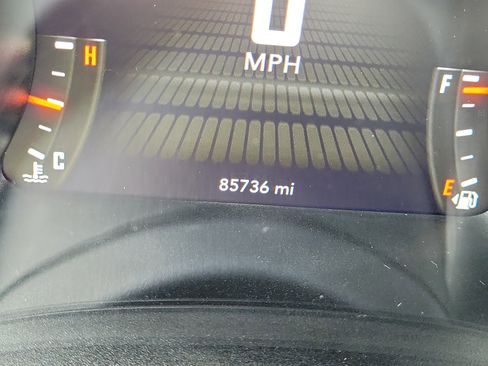 Used 2016 Dodge Challenger R/T Scat Pack RWD image 21