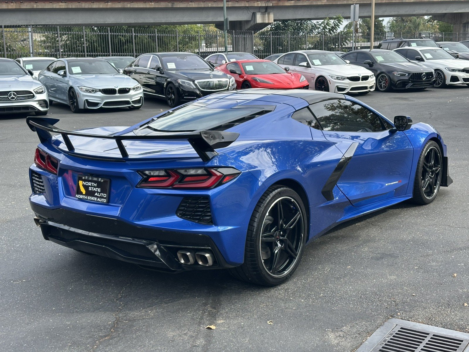 Used 2023 Chevrolet Corvette Stingray Coupe w/ Z51 Performance Package RWD image 8