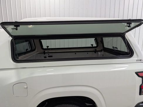 Used 2024 Nissan Frontier S w/ Technology Package RWD image 21