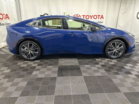 Used 2025 Toyota Prius Limited image 10