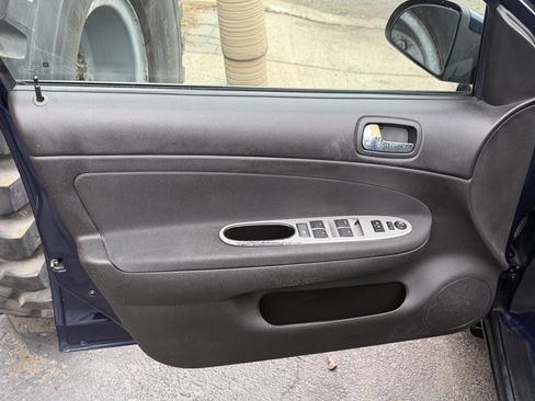 Used 2010 Chevrolet Cobalt LT image 18