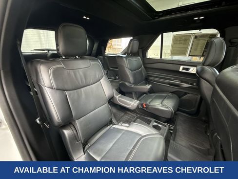 Used 2020 Ford Explorer ST w/ ST Street Pack image 36