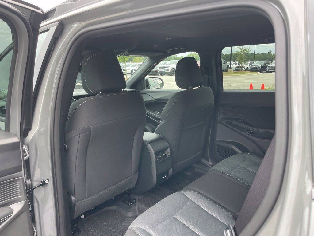 New 2026 Jeep Cherokee Laredo AWD/4WD image 35