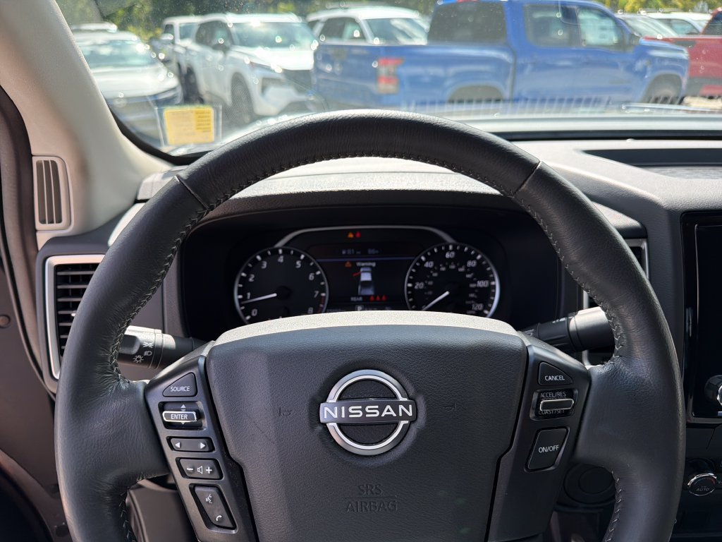 Used 2024 Nissan Frontier SV RWD image 18