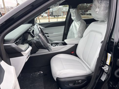 New 2026 Jeep Cherokee Laredo image 7