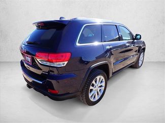 Used 2017 Jeep Grand Cherokee Limited w/ Luxury Group II AWD/4WD video 4