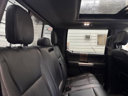 Used 2020 Ford F150 Lariat w/ Equipment Group 502A Luxury image 32