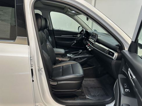 Used 2020 Kia Telluride S image 39