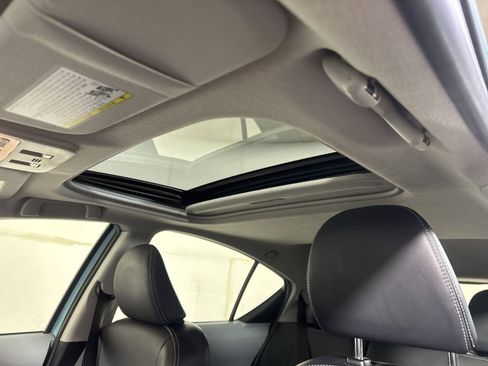 Used 2014 Toyota Prius C Four image 24