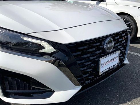 Certified 2024 Nissan Altima 2.5 SR w/ SR Premium Package image 29