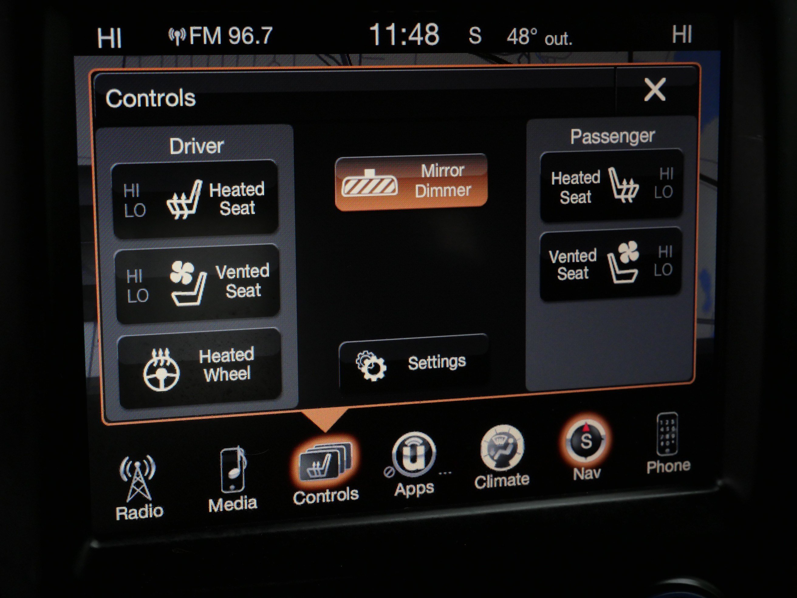 Used 2015 RAM 1500 Laramie w/ Convenience Group AWD/4WD image 29