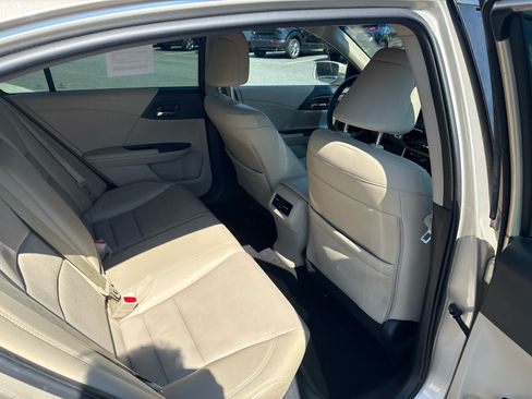 Used 2017 Honda Accord EX-L image 25