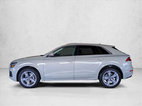 Used 2023 Audi Q8 Premium AWD/4WD image 9