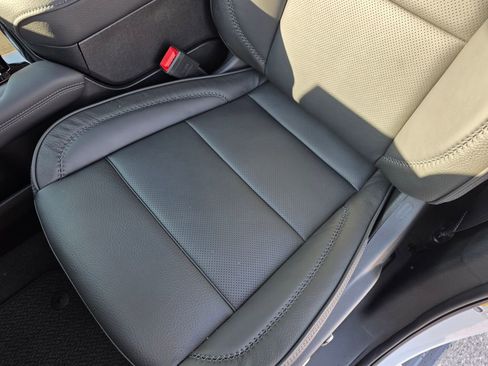 New 2026 GMC Yukon XL Denali w/ Sun & Power Step Package image 24