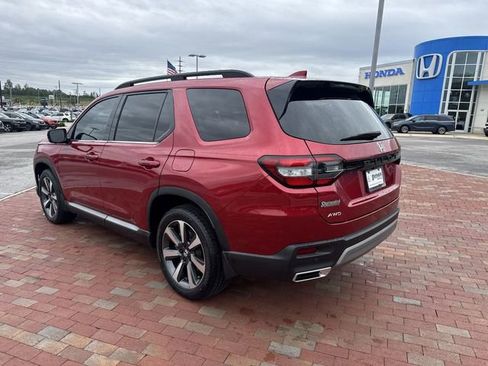 Certified 2025 Honda Pilot Elite image 34