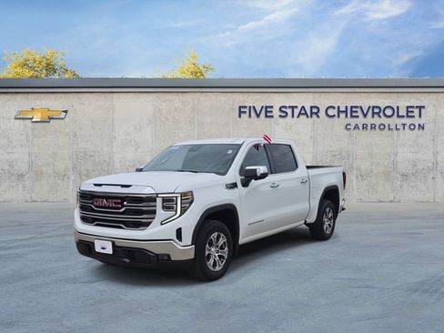 Used 2025 GMC Sierra 1500 SLT RWD image 3