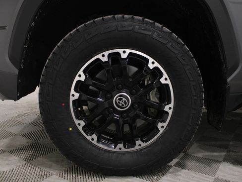 Used 2022 Toyota Tundra SR5 image 34