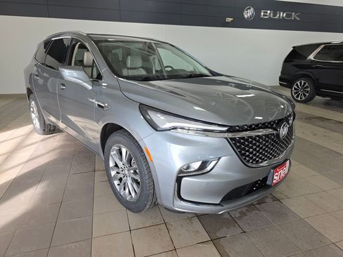 Used 2023 Buick Enclave Avenir w/ Trailering Package, 5000 lbs. image 7