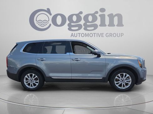 Used 2021 Kia Telluride LX FWD image 6