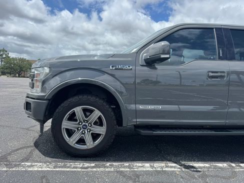 Used 2018 Ford F150 Lariat w/ Equipment Group 502A Luxury AWD/4WD image 11