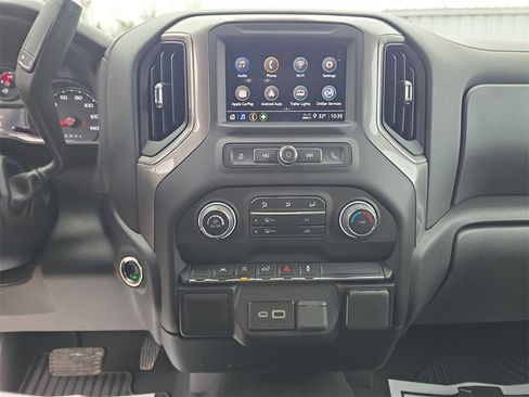 Used 2025 Chevrolet Silverado 1500 Custom image 19