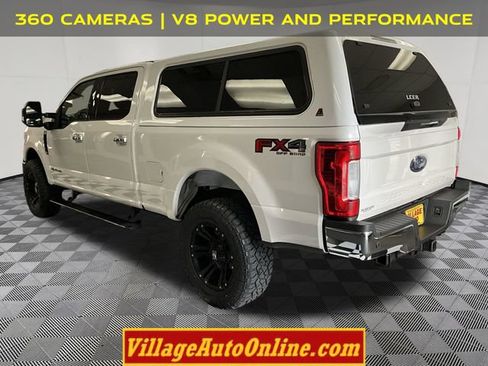 Used 2017 Ford F250 Lariat w/ Lariat Ultimate Package AWD/4WD image 2