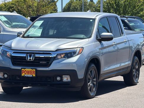 Used 2019 Honda Ridgeline Sport image 8