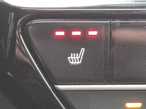 Used 2022 Honda Civic Touring image 9