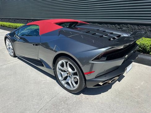 Used 2016 Lamborghini Huracan LP 610-4 AWD/4WD image 3