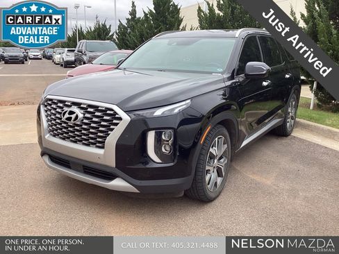 Used 2022 Hyundai Palisade SEL w/ Premium Package FWD image 1