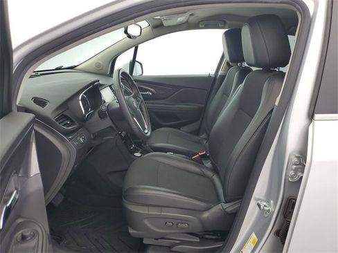 Used 2018 Buick Encore Preferred image 18