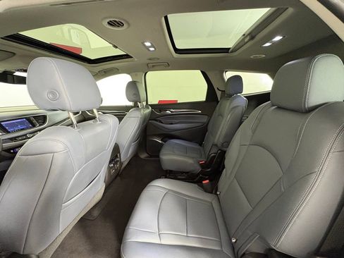 Used 2021 Buick Enclave Essence w/ Sport Touring Edition image 38