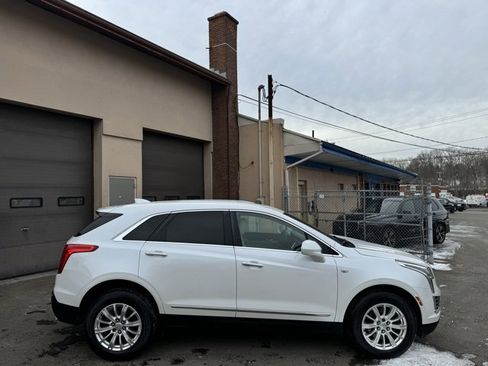 Used 2018 Cadillac XT5 Base image 29