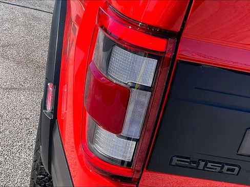 Used 2022 Ford F150 Raptor w/ Raptor 37 Performance Package image 31