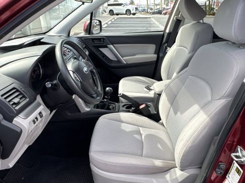 Used 2015 Subaru Forester 2.5i Premium AWD/4WD image 10