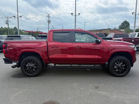 Used 2023 Chevrolet Colorado Z71 w/ Z71 Convenience Package 2 AWD/4WD image 8