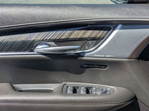 Certified 2022 Cadillac XT6 Premium Luxury w/ Technology Package AWD/4WD image 12