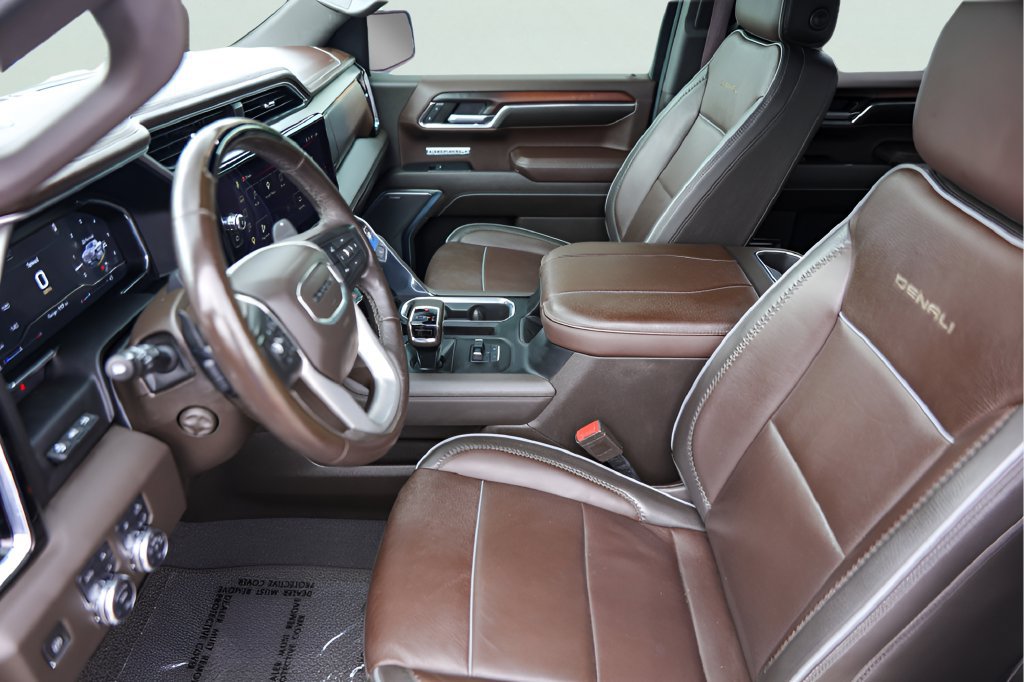 Used 2024 GMC Sierra 1500 Denali AWD/4WD image 8