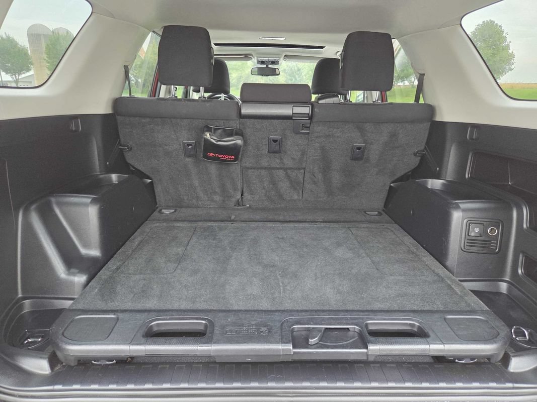 Used 2011 Toyota 4Runner Trail AWD/4WD image 12
