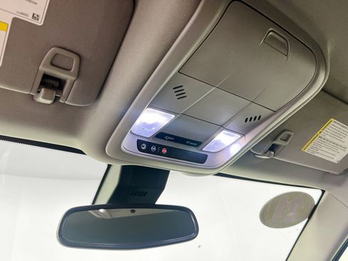 Used 2021 GMC Terrain SLE w/ Driver Convenience Package image 22