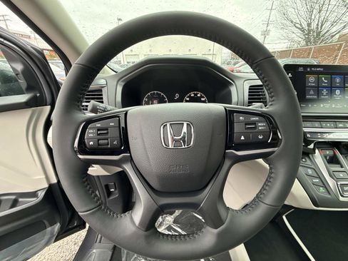 New 2026 Honda Odyssey EX-L image 9