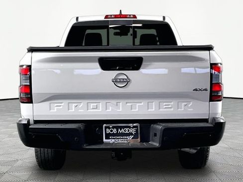 Used 2025 Nissan Frontier S w/ S Utility Package AWD/4WD image 5